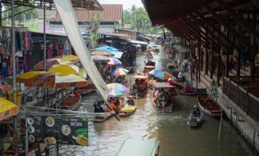 EXCURSIONES POR BANGKOK - MERCADO FLOTANTE DE DAMNOEN SADUAK Y MERCADO DEL TREN DE MAE KLONG