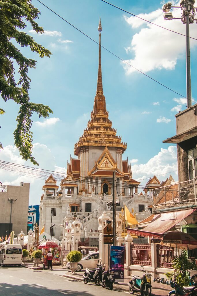 ICONOS de BANGKOK: BUDA DE ORO Y BUDA RECLINADO - Excursiones por Bangkok en Español - Wat Traimit