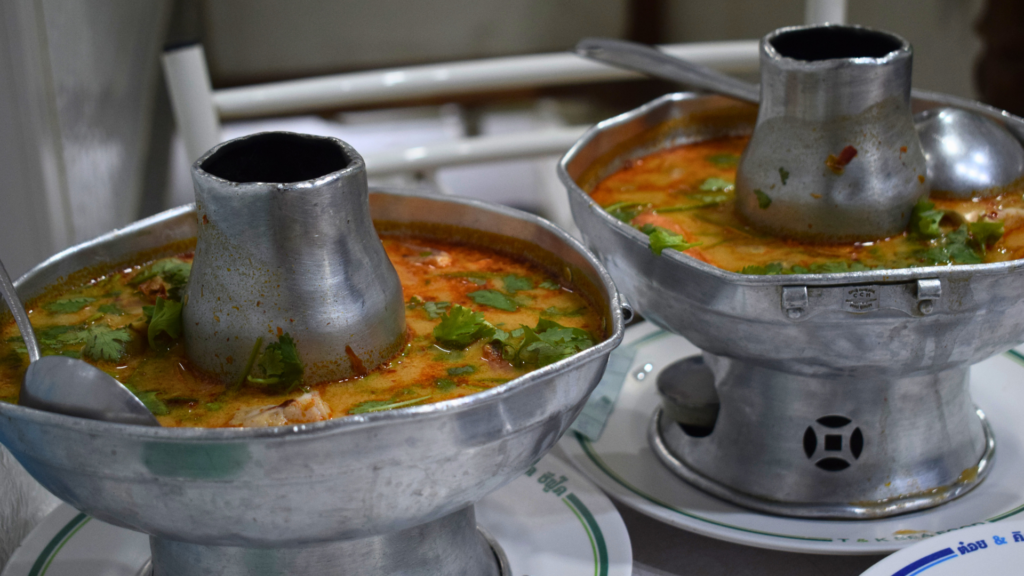 EXCURSIONES POR BANGKOK - TOUR GASTRONOMICO POR CHINATOWN Y TUK TUK