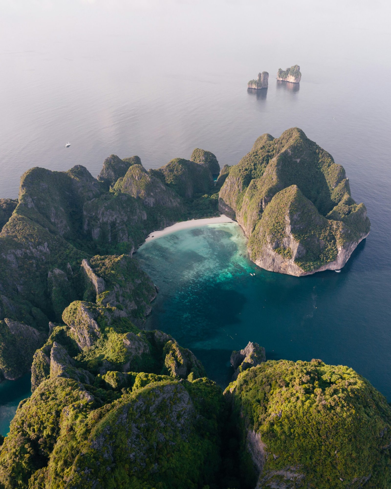 EXCURSIÓN A PHI PHI - Excursiones por Bangkok en Español