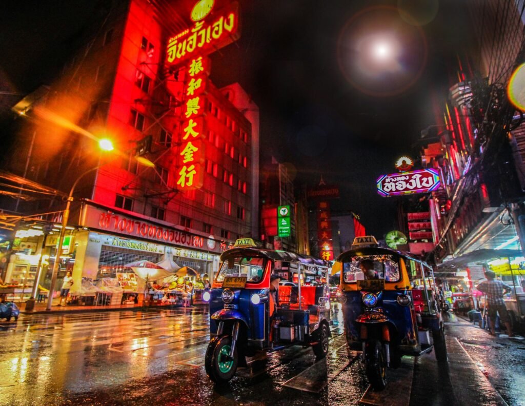 TOUR GASTRONÓMICO por CHINATOWN Y TUK TUK - Excursiones Por Bangkok en Español